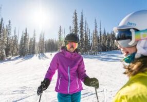 borders_lodge_What to bring to a ski lodge?